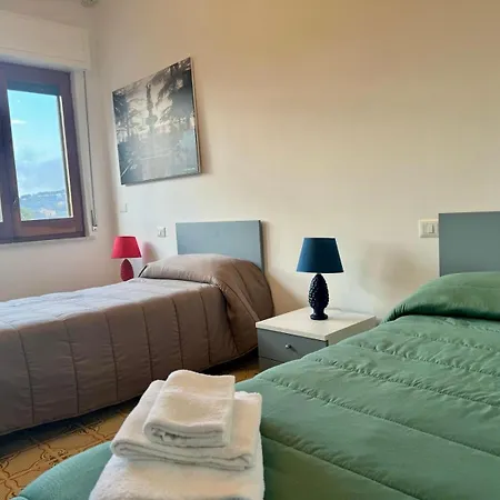 Francesca Oda ve Kahvaltı