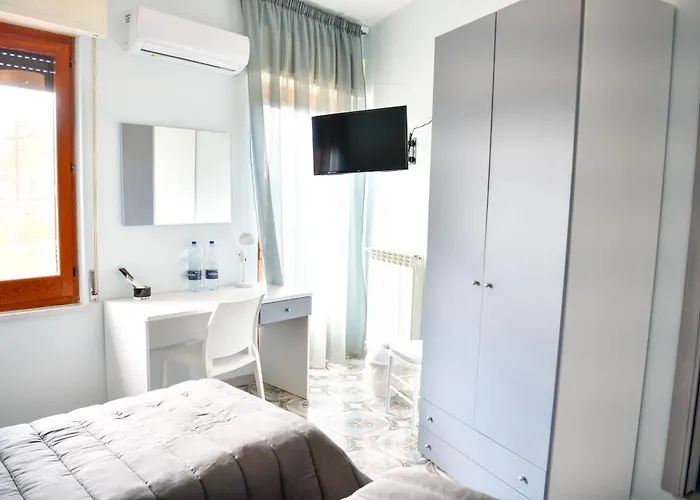 Francesca לינה וארוחת בוקר אנה